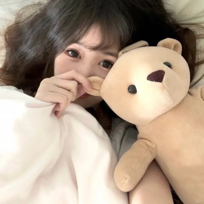 她比月光更耀眼